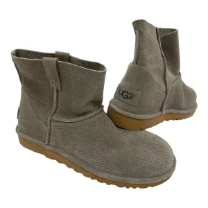 Boots Designer By Ugg  Size: 8