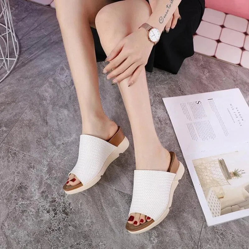 Woman 2022 Slippers Soft Low Luxury Slides Pantofle